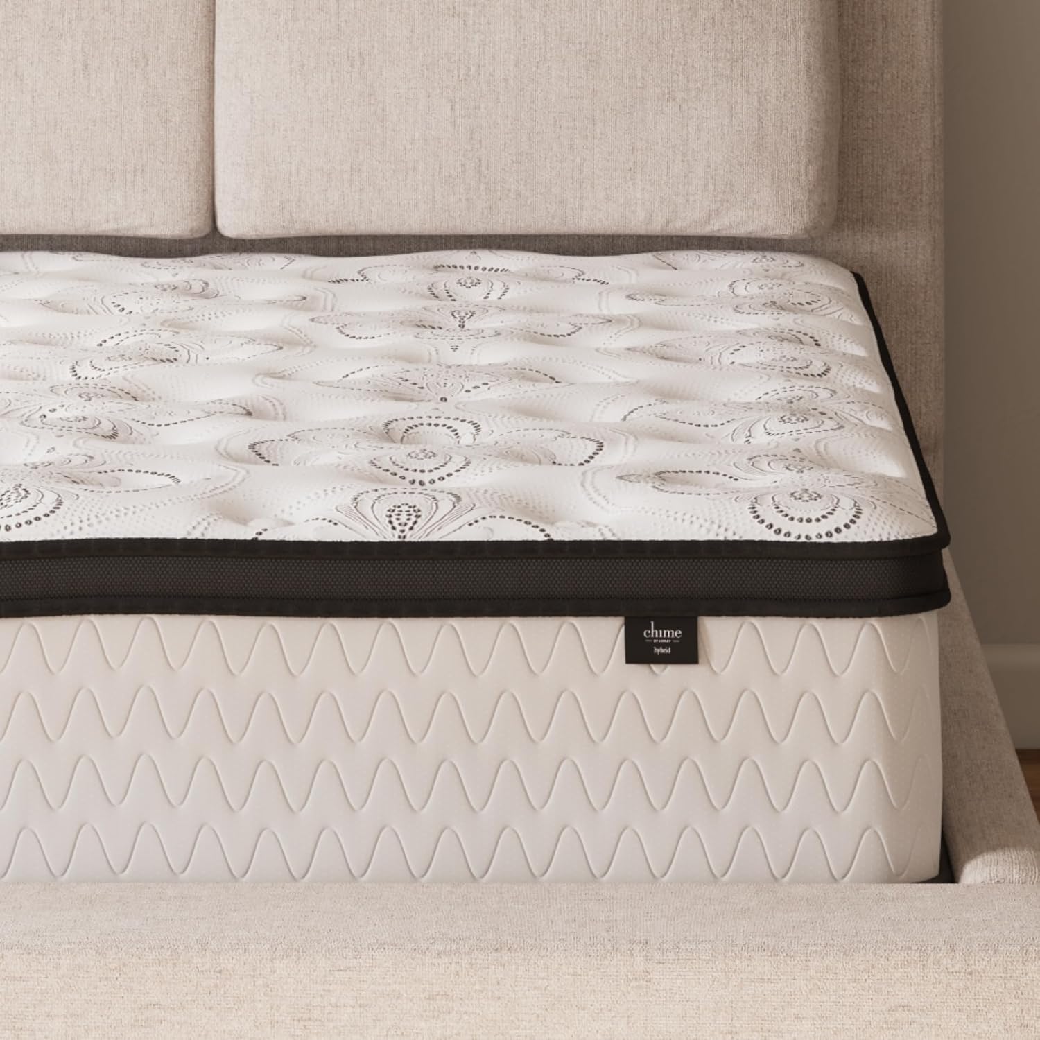 Signature Design by Ashley Chime Hybrid King 12" Mattress with Gel Memory Foam, Medium Firm, Pressure Relief, Fiberglass Free Mattress in a Box
