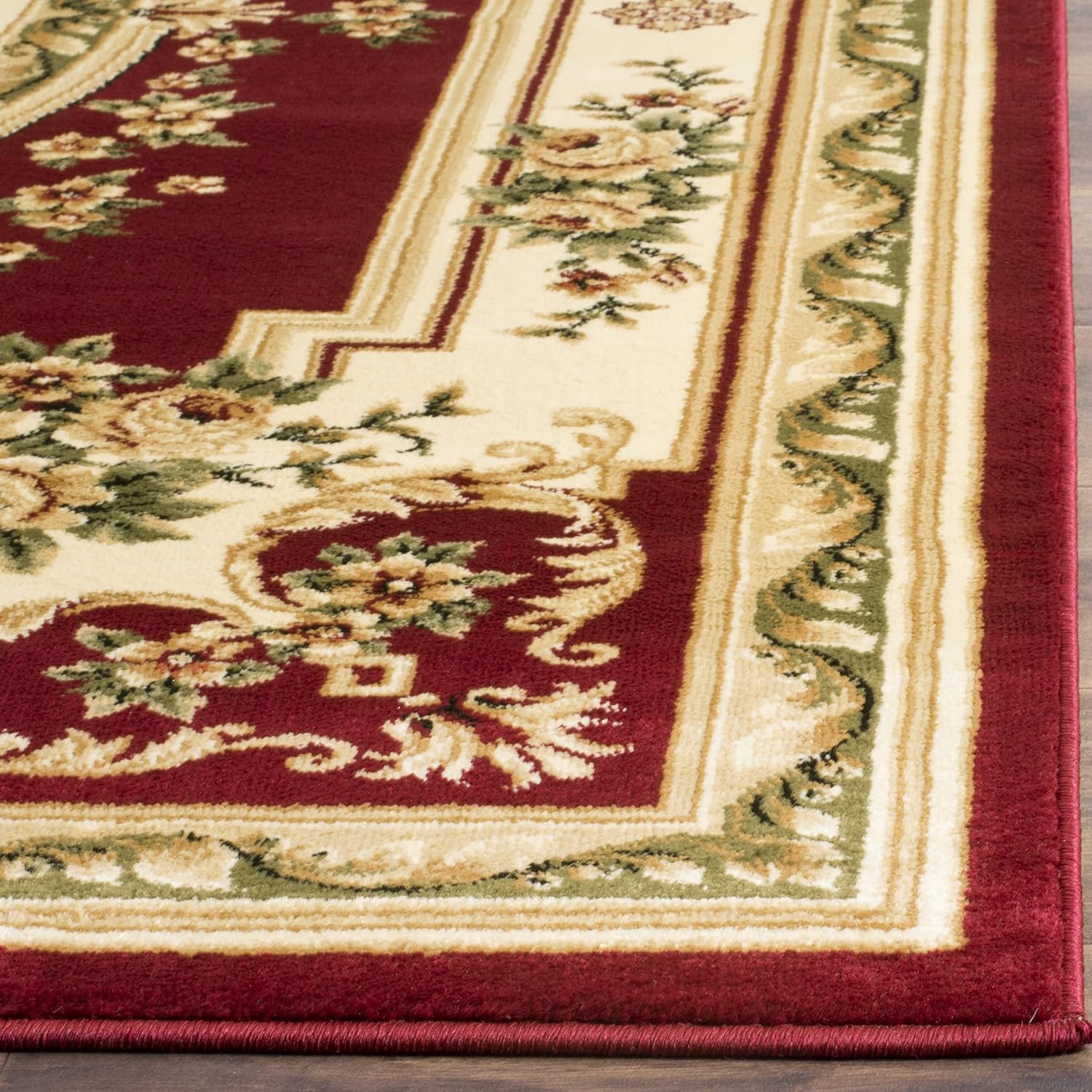 SAFAVIEH Lyndhurst Collection Area Rug - 9' x 12', Red & Ivory, Traditional European Medallion Design, Non-Shedding & Easy Care, Ideal for High Traffic Areas in Living Room, Bedroom (LNH218C)