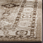 SAFAVIEH Area Rug 8x10 - Vintage Hamadan Collection - Large - Taupe, Traditional Persian Design, Non-Shedding & Easy to Clean, Ideal for Living Room, Bedroom, Dining Space (VTH214T)