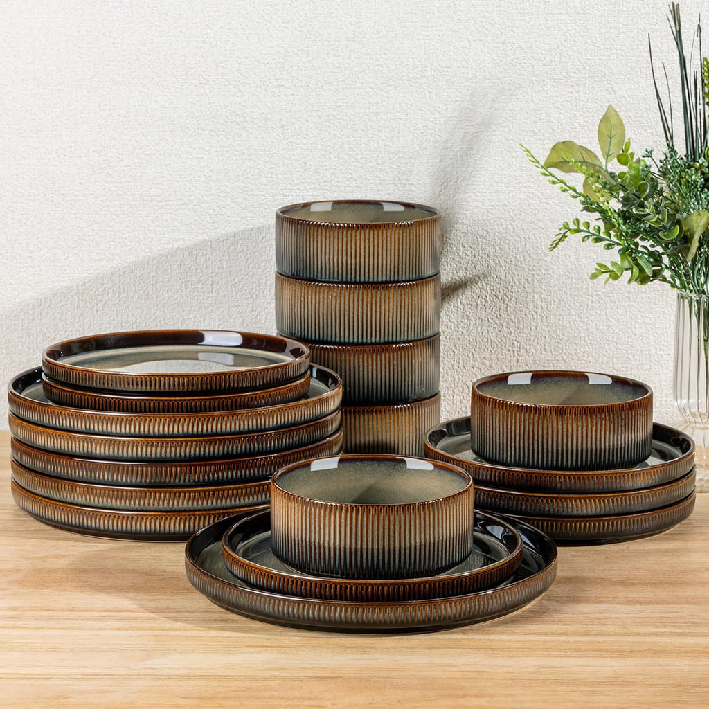TheTerra Ceramic Dinnerware Sets for 6, 18 Pieces Porcelain Lightweight Speckled Plates and Bowls Sets, Scratch Resistant Dish Set, Oven & Microwave & Dishwasher Safe, Coca Mocha