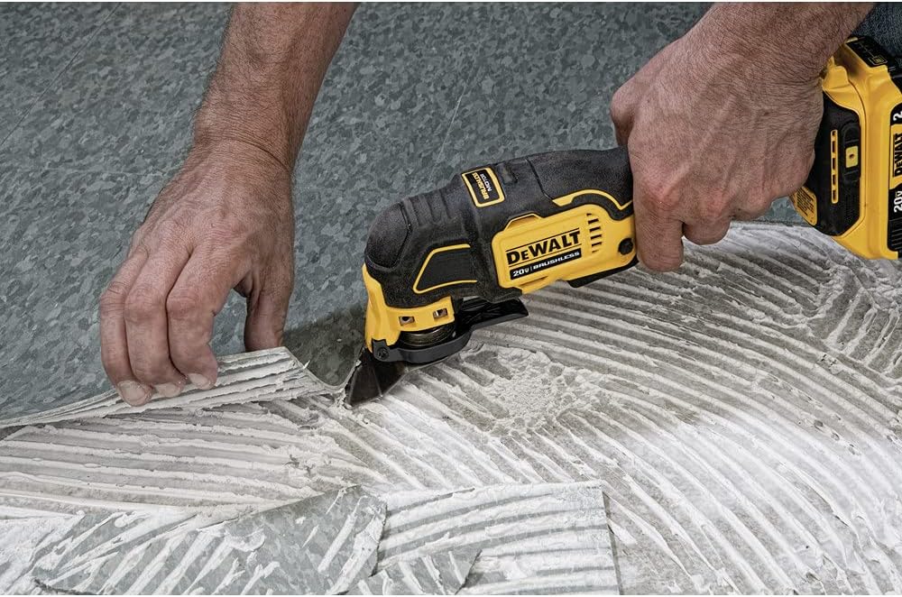 DEWALT atomic 20V MAX* Oscillating Tool, Cordless, Oscillating, Tool only (DCS354B), 1 item package quantity, Color Multi