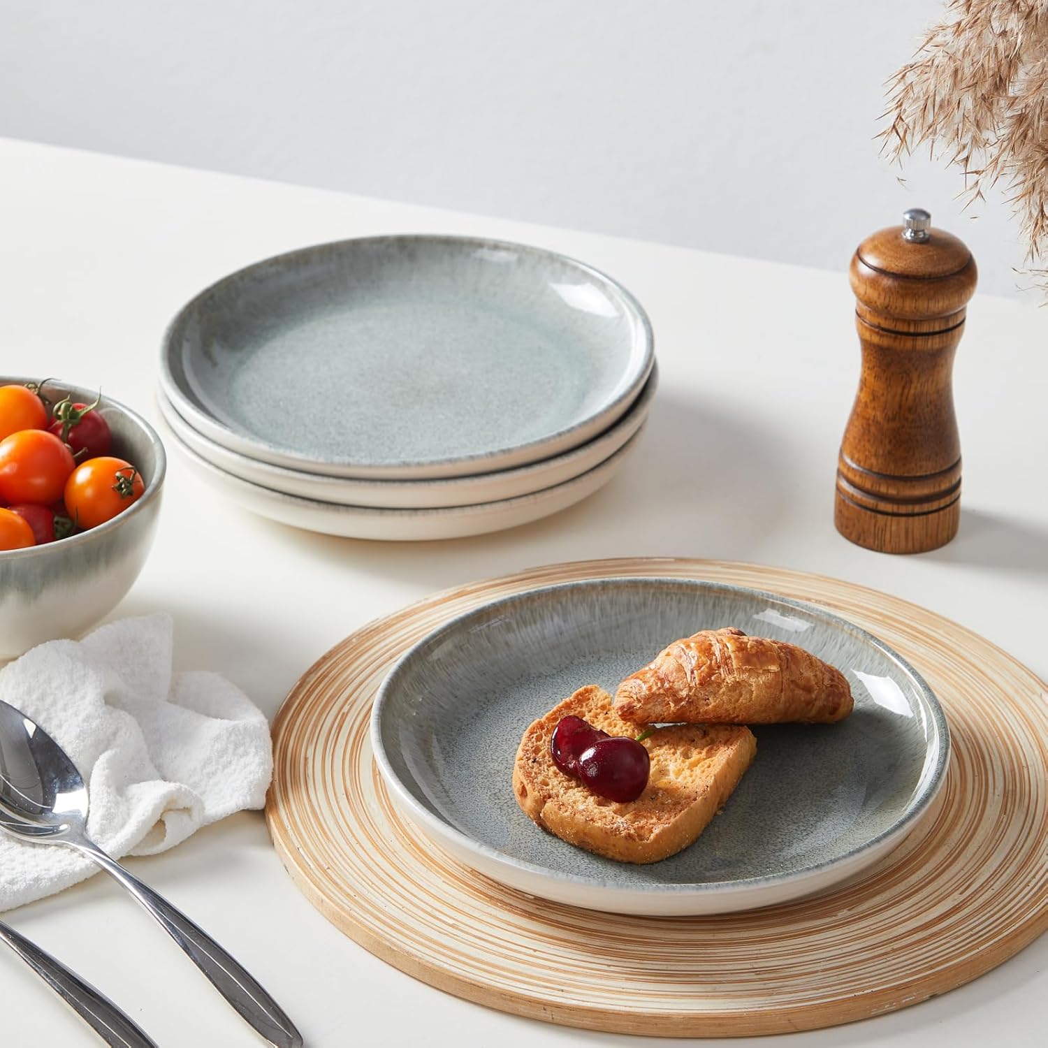 Pokini Gradient Green Stoneware Dinnerware Sets, 12 pcs Reactive Glaze Plates and Bowls Sets, Handmade Ceramic Round Dishes Set for 4, Highly Chip and Crack Resistant Modern Plate Set