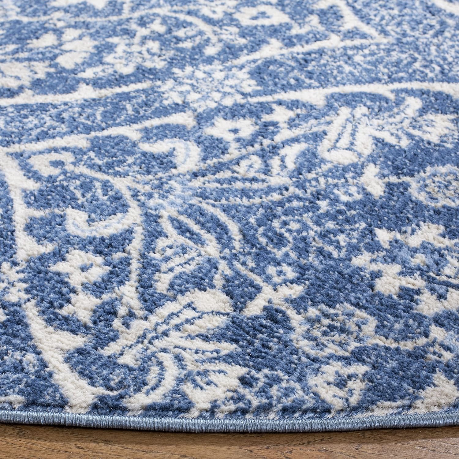 SAFAVIEH Brentwood Collection Area Rug - 10' x 13', Navy & Light Grey, Floral Damask Ogee Trellis Design, Non-Shedding & Easy Care, Ideal for High Traffic Areas in Living Room, Bedroom (BNT860M)