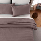 100% Cotton Quilt Set Oversized King Size - Soft Lightweight Stripe Bedding Set, Classic Comforter Set for All Season with 2 Shams, Oversized Bedspread Coverlet, 120 x120 inches