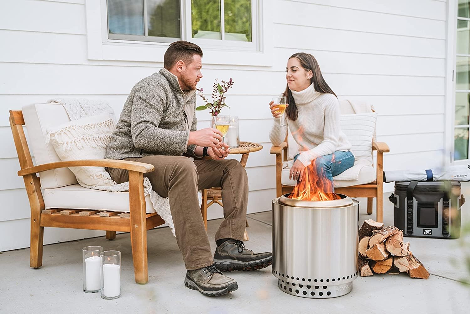 Solo Stove Ranger 2.0 with Stand - 15 Inch Smokeless Portable Fire Pit - Lightweight Outdoor Fireplace with Removable Ash Pan  Stainless Steel  Carry Case Included  Ideal for 2-4 People  16.5 lbs