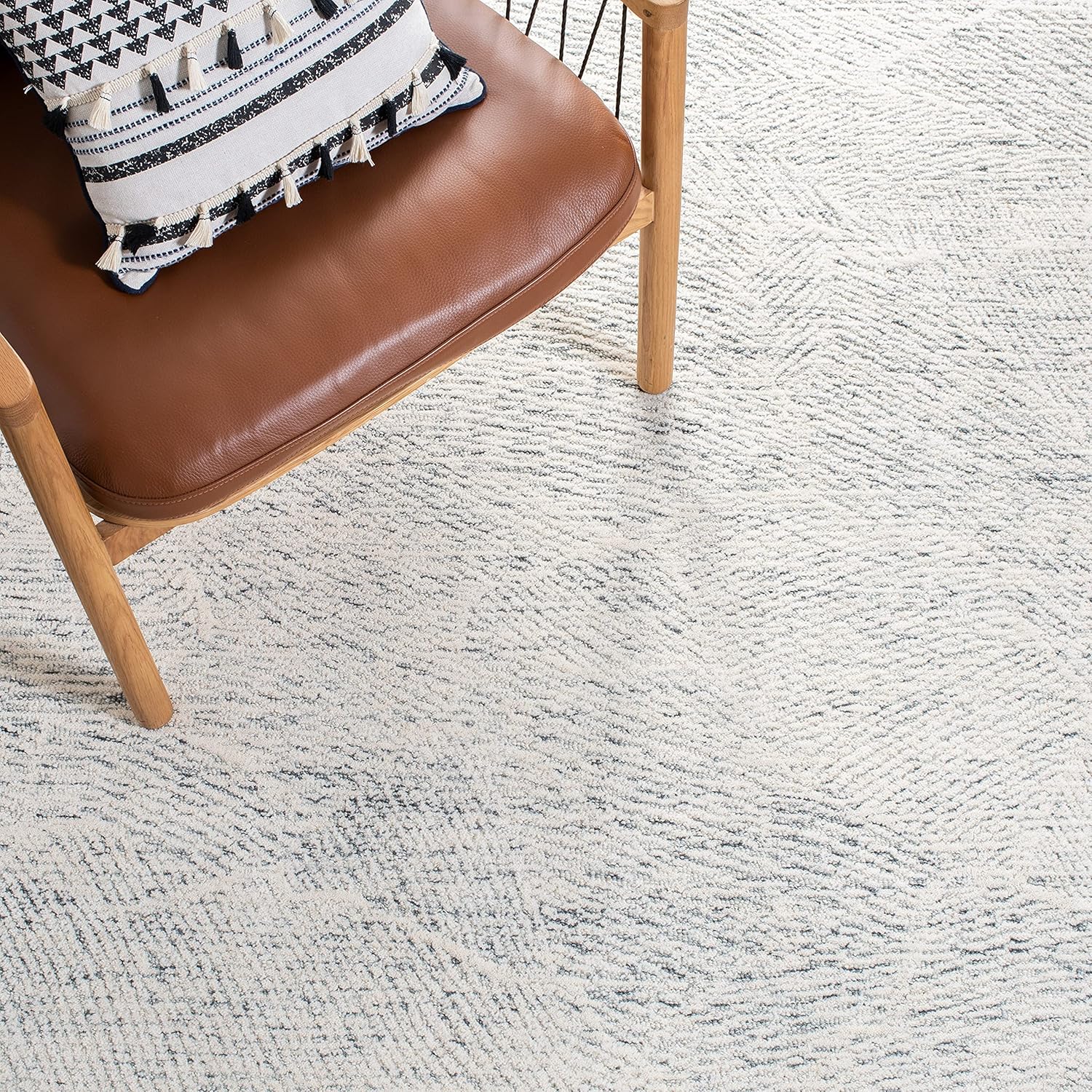 SAFAVIEH Metro Collection Area Rug - 9' x 12', Dark Grey & Ivory, Handmade Wool, Ideal for High Traffic Areas in Living Room, Bedroom (MET999H)