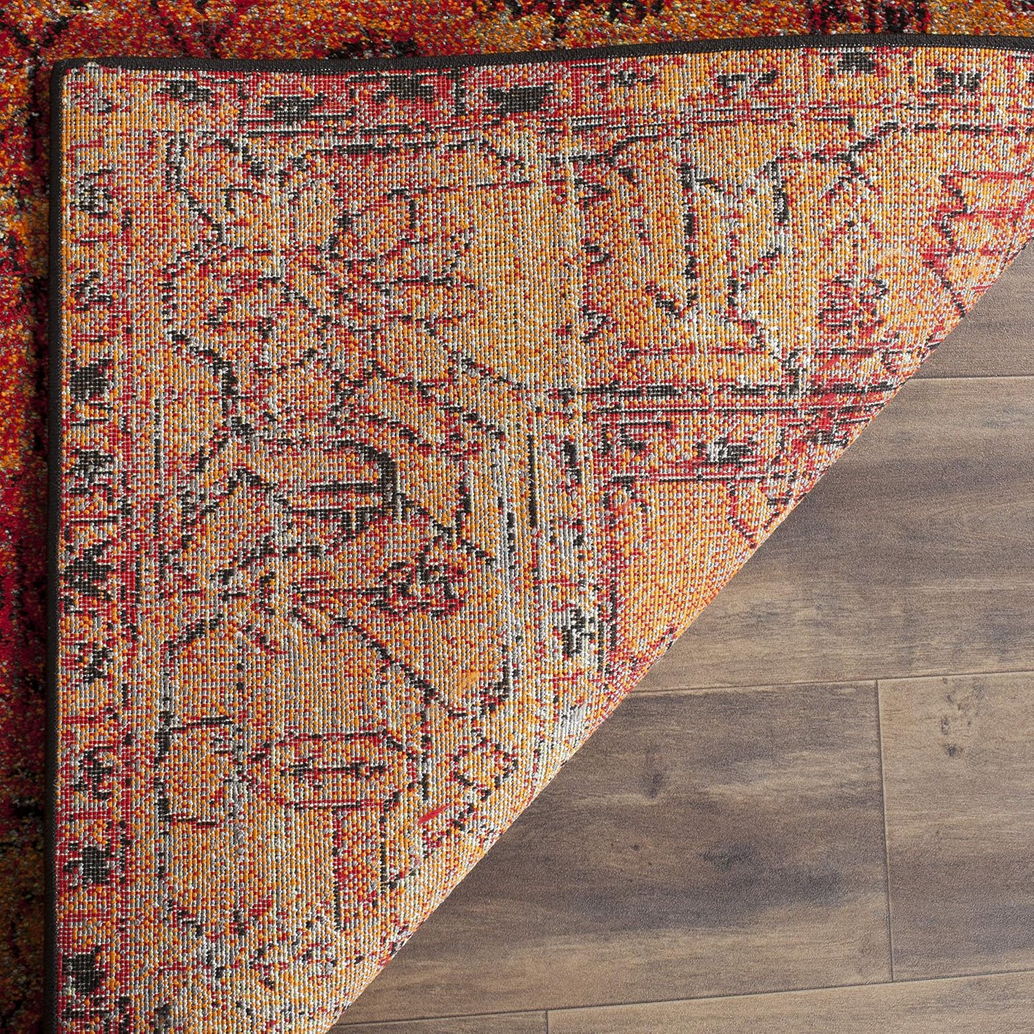 SAFAVIEH Vintage Hamadan Collection Area Rug - 8' x 10', Orange, Oriental Traditional Persian Design, Non-Shedding & Easy Care, Ideal for High Traffic Areas in Living Room, Bedroom (VTH216C)