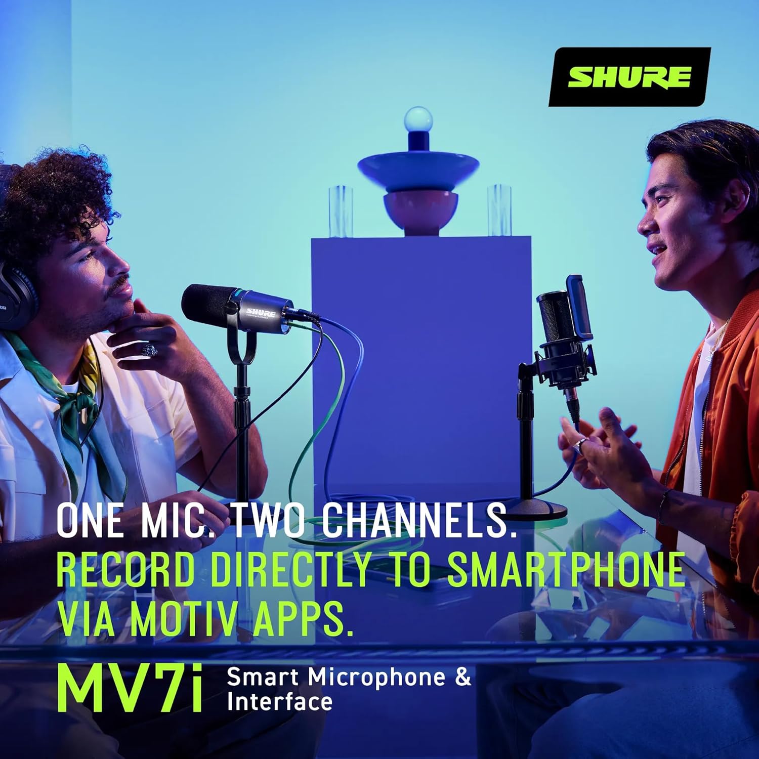 Shure MV7i Smart Microphone – USB-C & XLR Mic for Podcasting  Music & Streaming with Built-in Audio Interface  Auto Level Mode  Advanced DSP  All-Metal Design  Black
