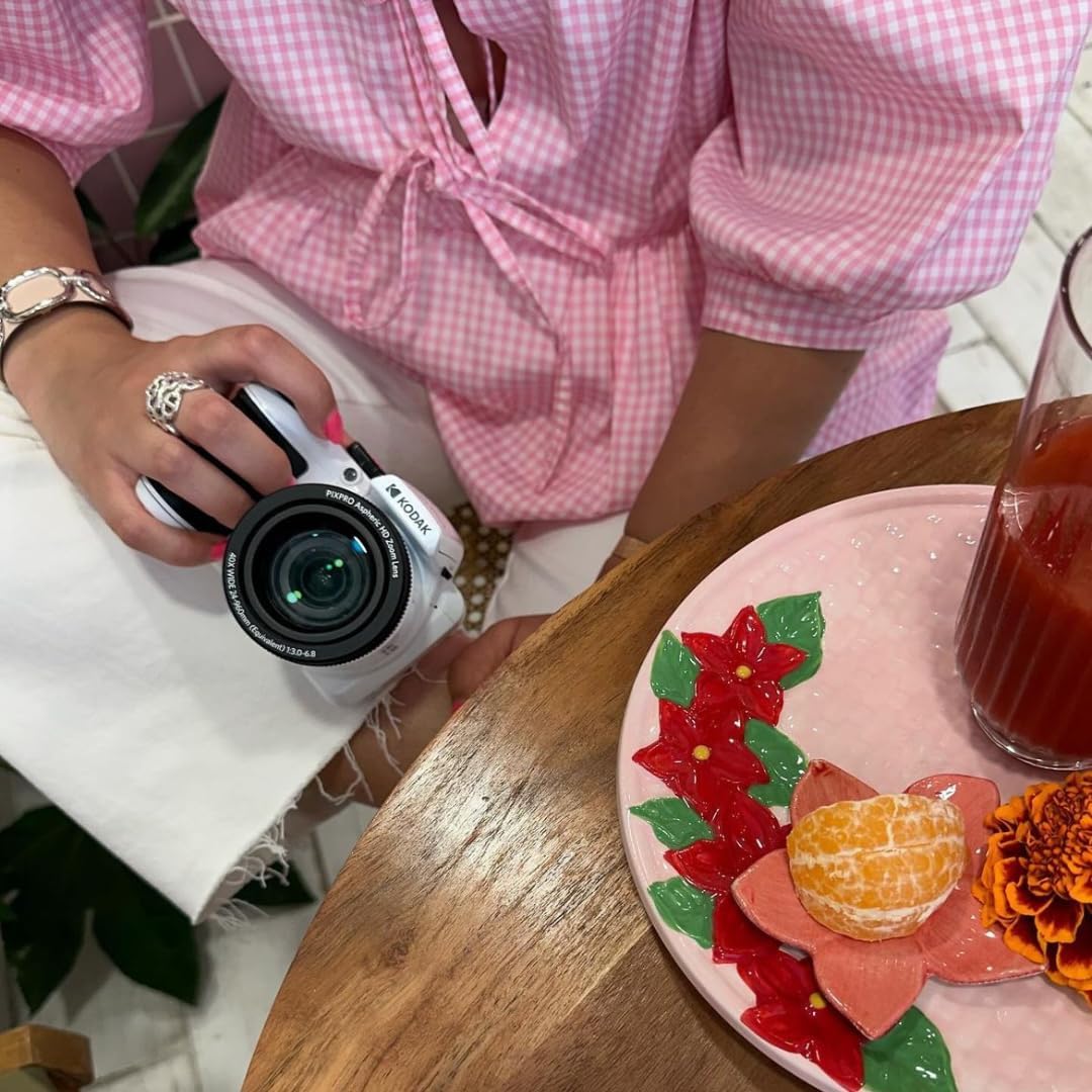 Kodak PIXPRO AZ405-WH 20MP Digital Camera 40X Optical Zoom 24mm Wide Angle Lens Optical Image Stabilization 1080P Full HD Video 3" LCD Vlogging Camera (White)  Full Frame