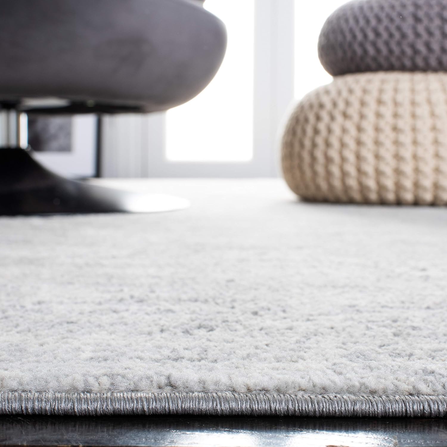SAFAVIEH Brentwood Collection Area Rug - 9' x 12', Ivory & Grey, Modern Abstract Design, Non-Shedding & Easy Care, Ideal for High Traffic Areas in Living Room, Bedroom (BNT822A)