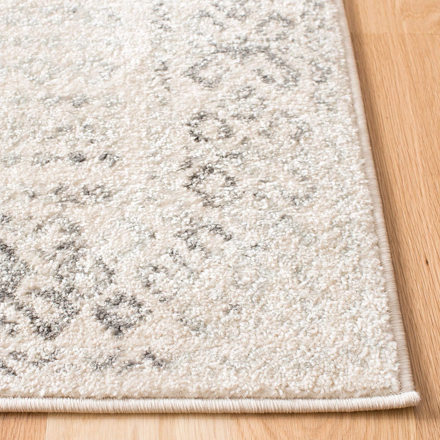 SAFAVIEH Area Rug 9x12 - Tulum Collection - Large - Ivory & Grey, Moroccan Boho Distressed Design, Non-Shedding & Easy to Clean, Ideal for Living Room, Bedroom, Dining Space (TUL264A)