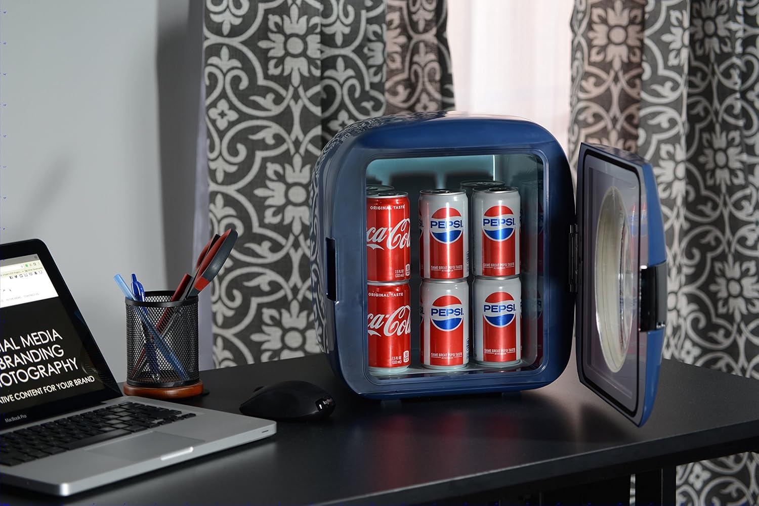 Uber Appliance UB-XL1 Uber Chill 12 Can Retro Personal Mini Fridge (Navy Blue)