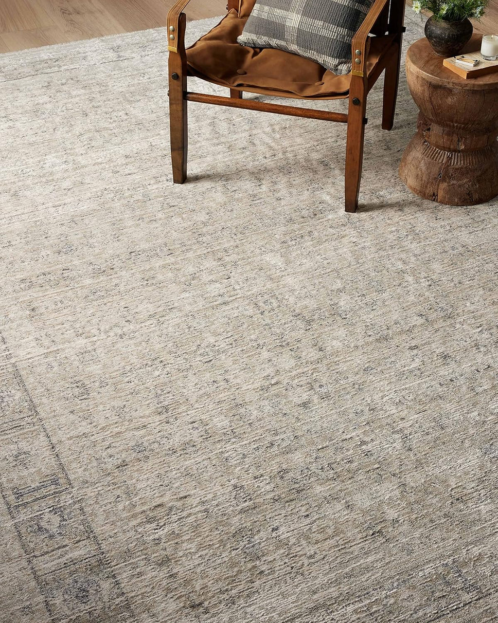 Loloi Amber Lewis Alie Collection ALE-03 Taupe/Dove 7'-10'' x 10', .13'' Pile Height, Area Rug