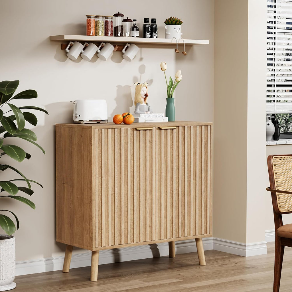 Fluted Buffet Cabinet, Free Standing Sideboard with Storage, Wood Accent Cabinet with Doors & Shelf, Multifunctional Credenza, Sideboard Buffet for Living Room, Dining Room(1, Natural)