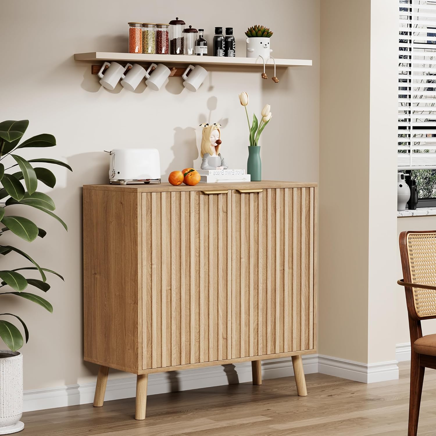 Fluted Buffet Cabinet, Free Standing Sideboard with Storage, Wood Accent Cabinet with Doors & Shelf, Multifunctional Credenza, Sideboard Buffet for Living Room, Dining Room(1, Natural)