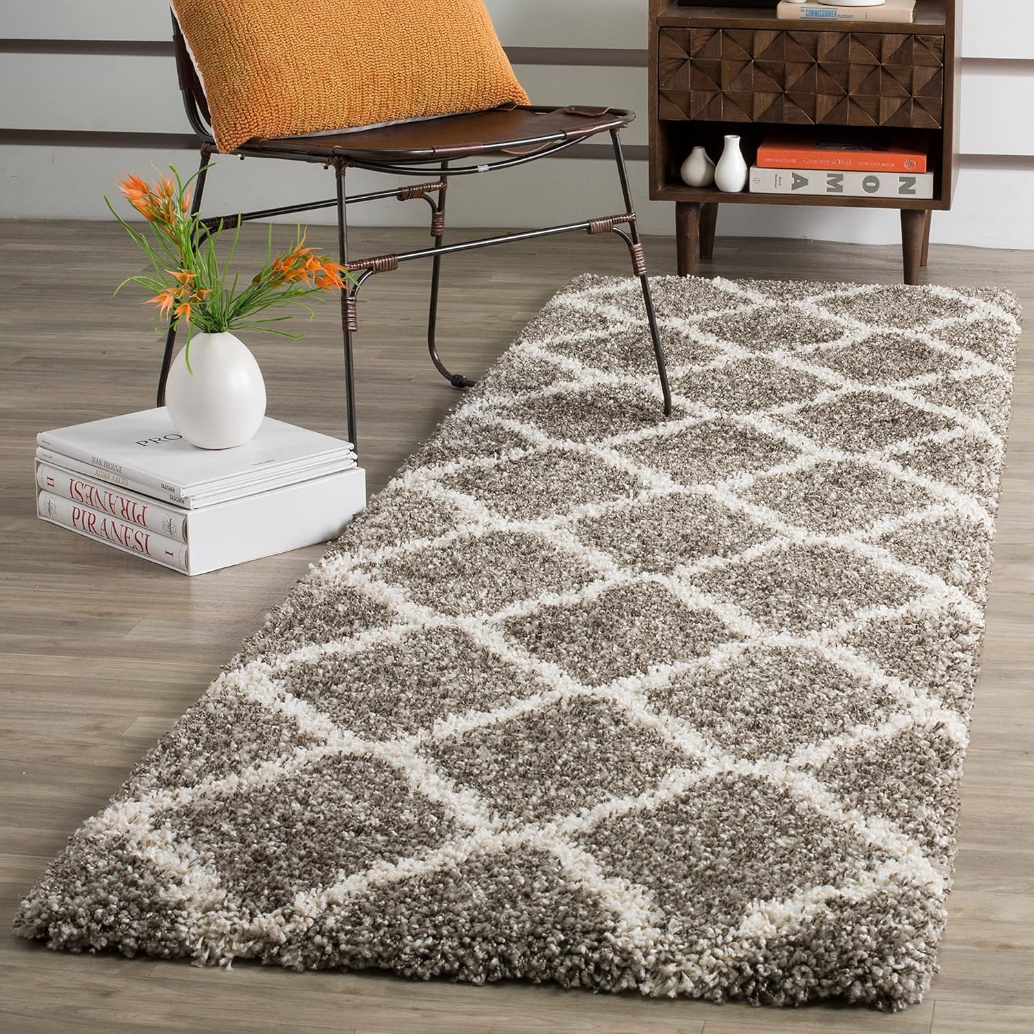 SAFAVIEH Hudson Shag Collection Area Rug - 9' x 12', Beige & Ivory, Moroccan Trellis Design, Non-Shedding & Easy Care, 2-inch Thick Ideal for High Traffic Areas in Living Room, Bedroom (SGH283S)
