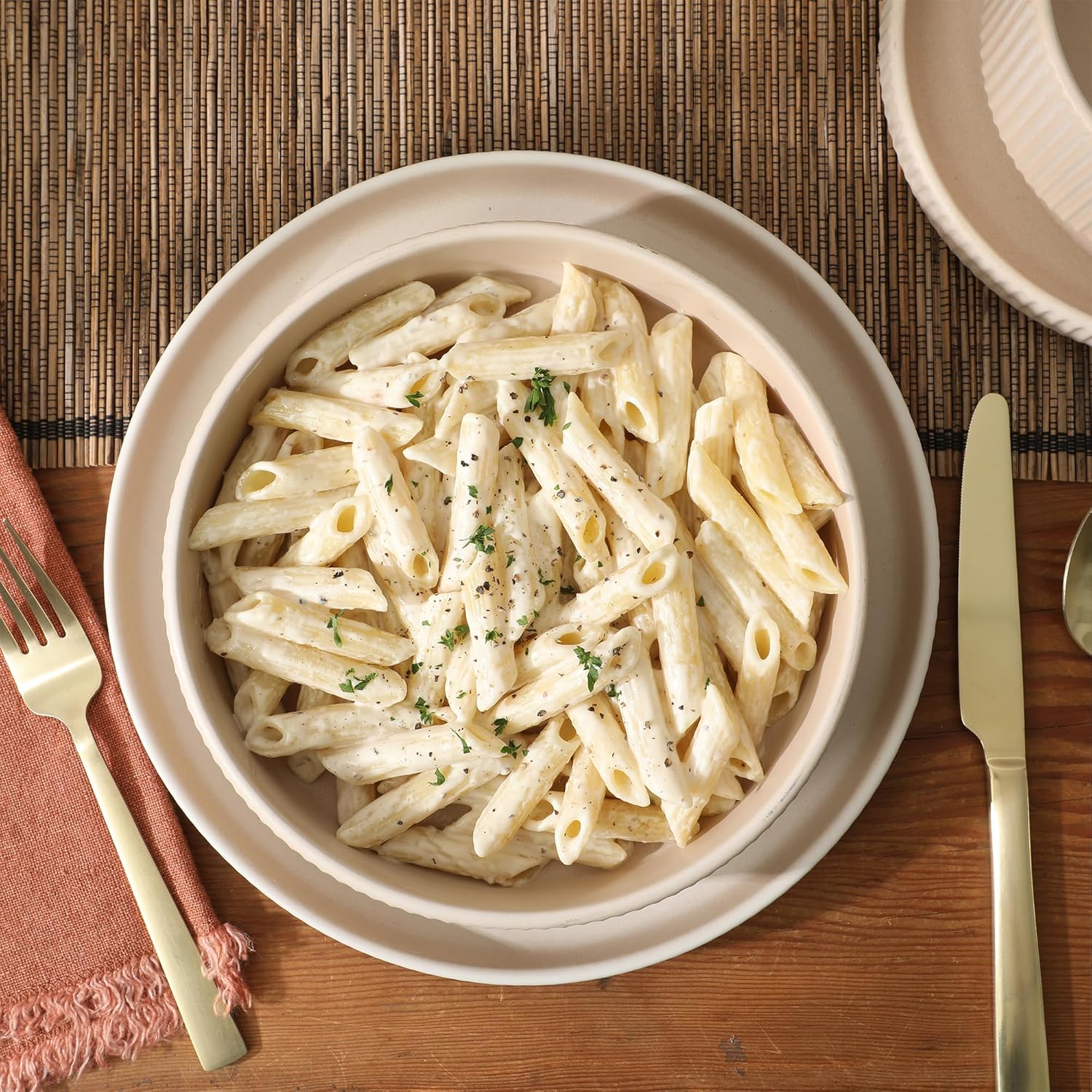 Gibson Elite Deerfield 16-Piece Stoneware Dinnerware Set – Cream White Reactive Glaze Plates and Bowls, Stackable Design, Service for 4 – Dishwasher & Microwave Safe