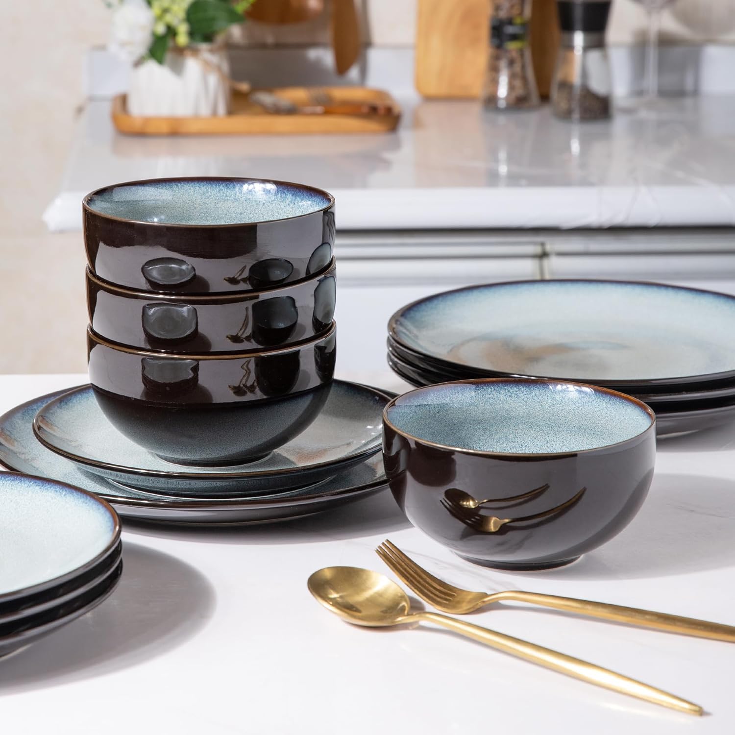 LeRatio Ceramic Dinnerware Sets for 6,Stoneware Plates and Bowls Sets,Handmade Reactive Glaze Dishes Set,Chip Resistant and Scratch Resistant | Oven&Dishwasher & Microwave Safe-Gray White(18PCS)