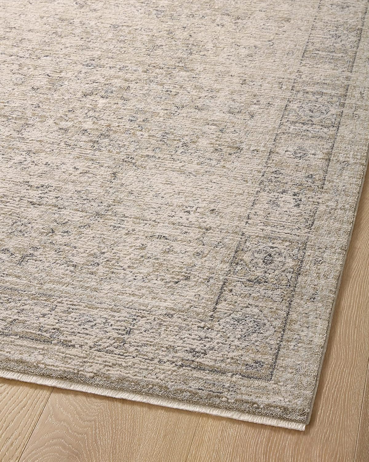 Loloi Amber Lewis Alie Collection ALE-03 Taupe/Dove 7'-10'' x 10', .13'' Pile Height, Area Rug