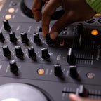 DJ DDJ-FLX4 2-Deck Controller – Graphite