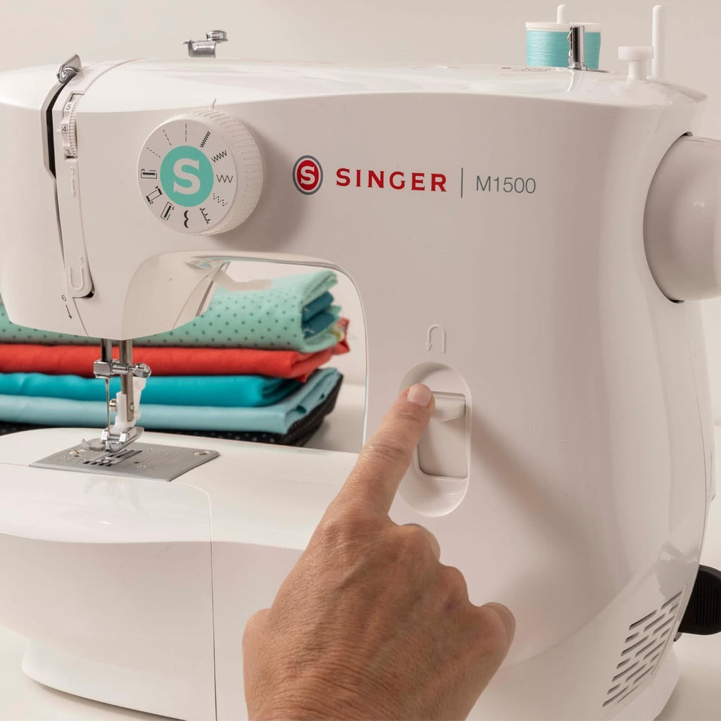 SINGER® M1500 Sewing Machine +Accessory Kit | 6 Built-In Stitches Deliver 57 Stitch Applications | Lightweight & Portable |LED Light & 4-step Buttonhole | Great for Quilting, Crafts & Mending