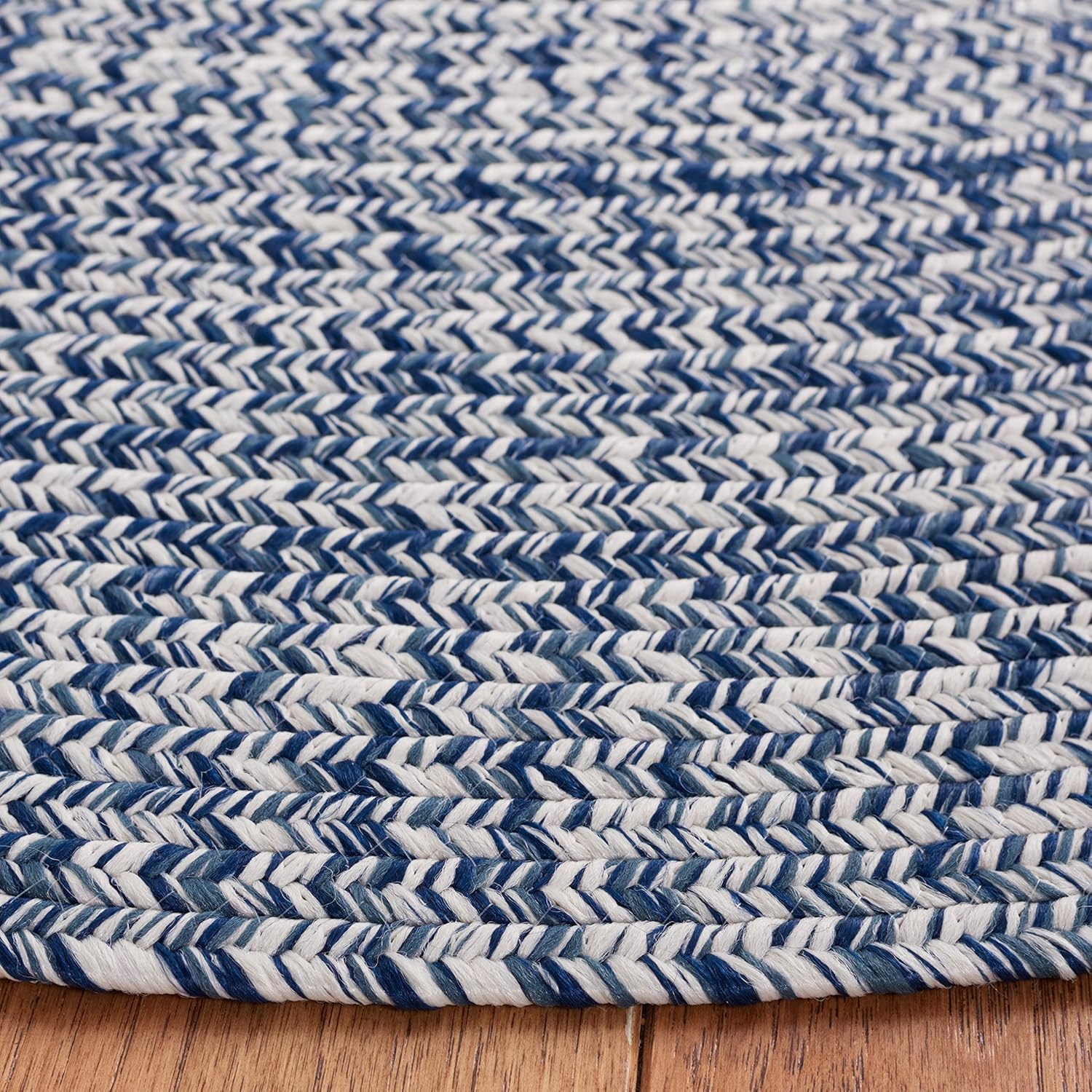 SAFAVIEH Washable Rug Outdoor Braided Collection - 8' x 10' Oval, Dark Blue & Ivory, Handmade & Reversible, Non-Shedding & Easy to Clean, Ideal for Patio, Backyard, Mudroom (BRA201N)