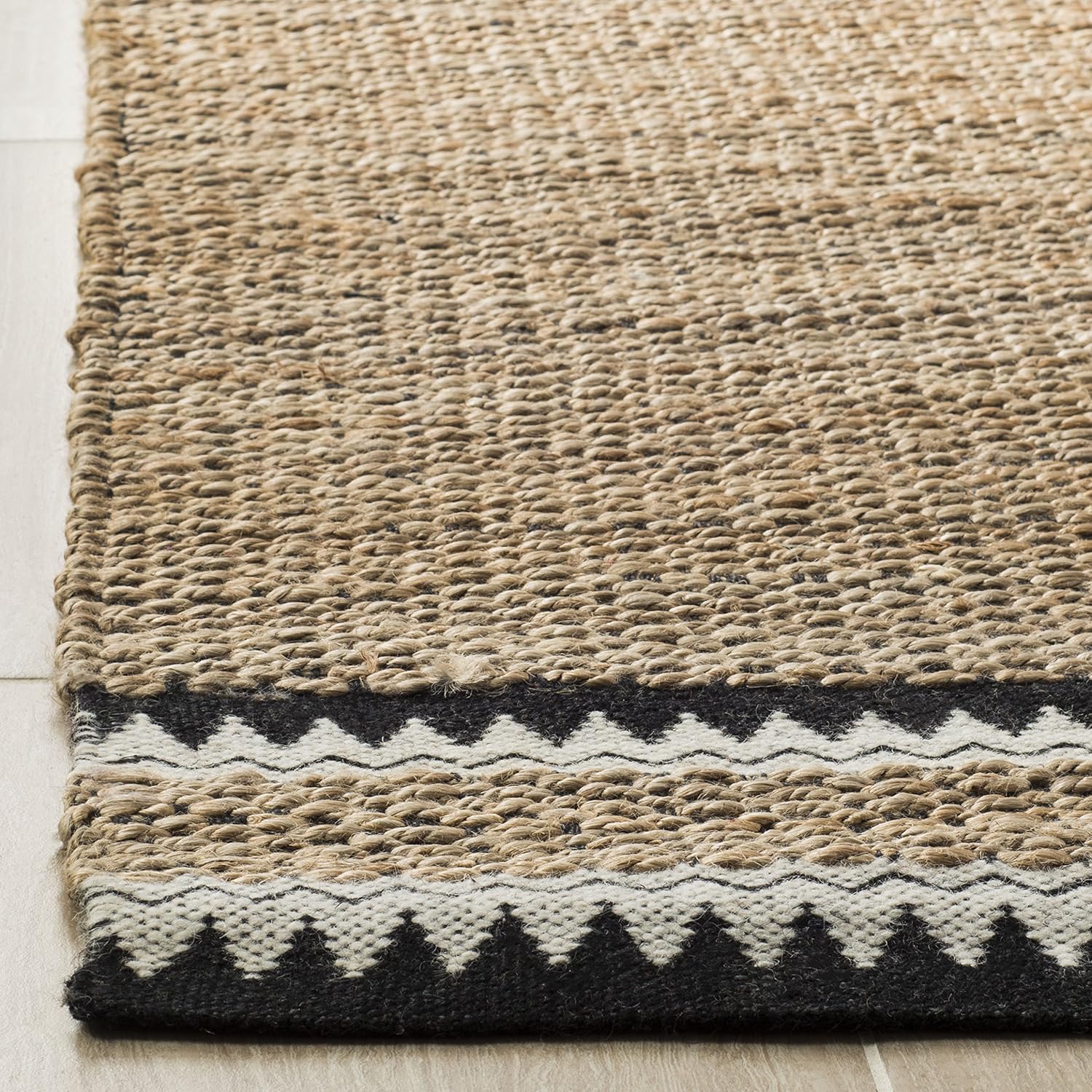 SAFAVIEH Natural Fiber Collection Area Rug - 9' x 12', Natural & Black, Handmade Farmhouse Boho Coastal Rustic Jute, Ideal for High Traffic Areas in Living Room, Bedroom (NF874B)