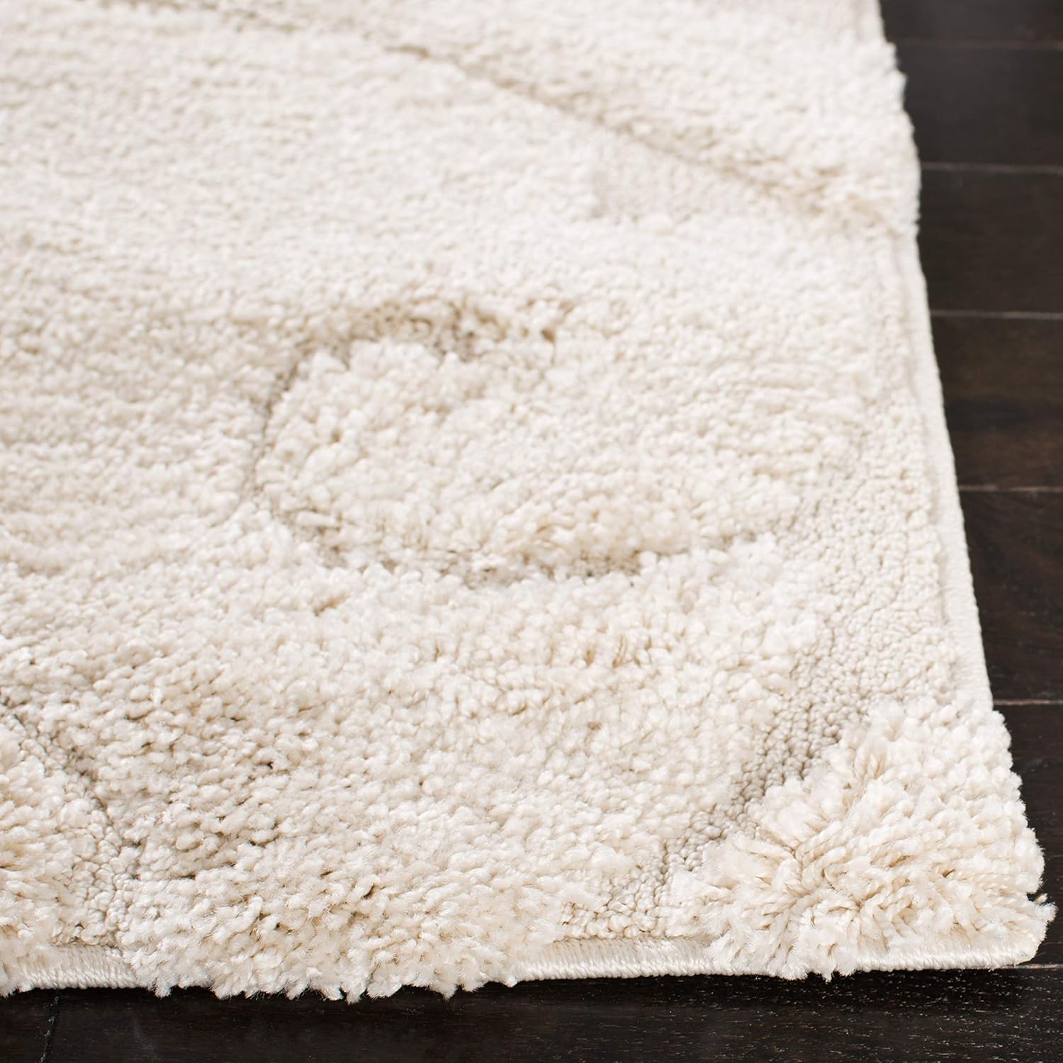 SAFAVIEH Area Rug 8x10 - Florida Shag Collection - Large - Cream & Cream, Scroll Design, Non-Shedding & Easy to Clean, High-Low Plush Pile, Ideal for Living Room, Bedroom, Dining Space (SG455-1111)