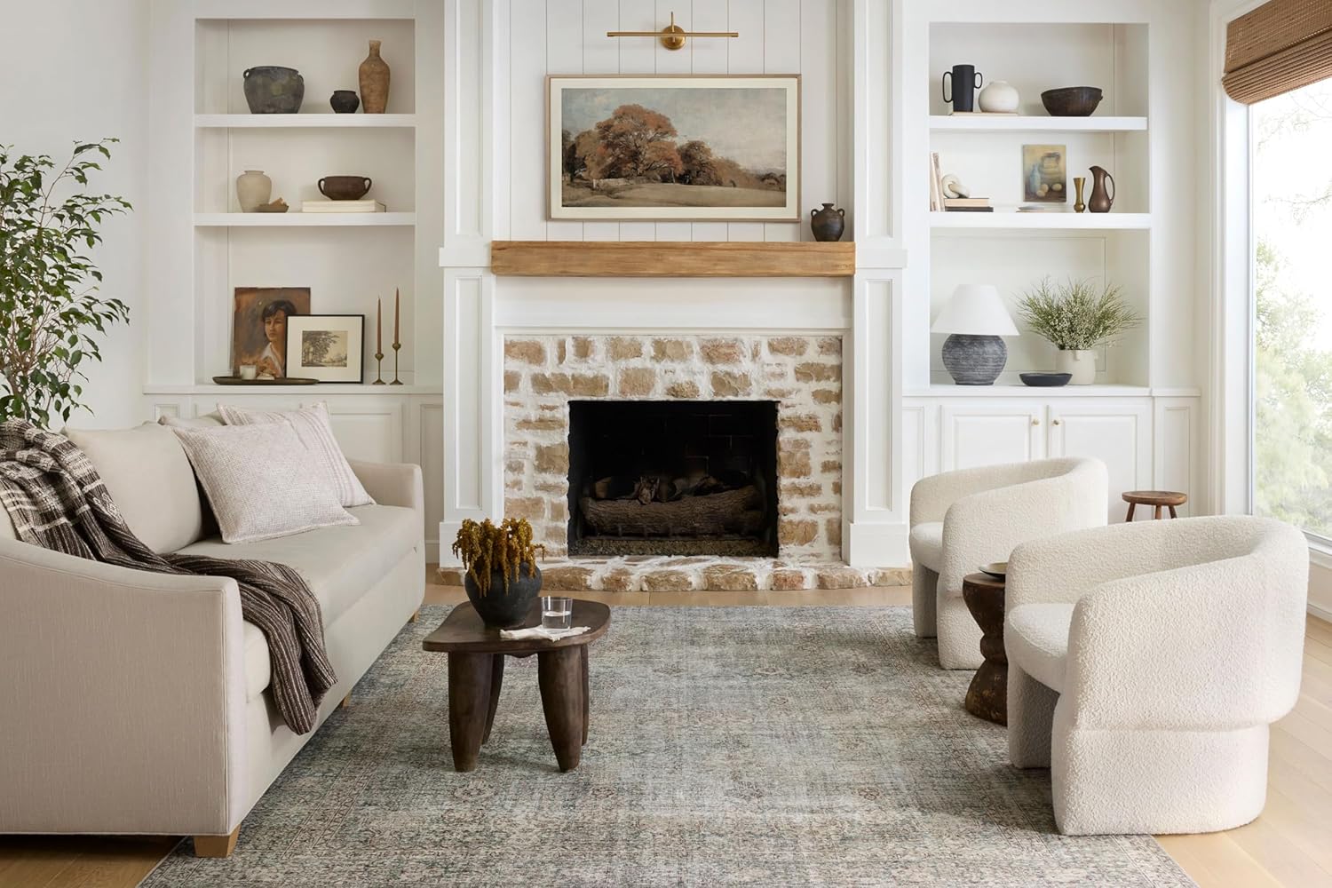 Loloi Chris Loves Julia Jules Collection JUL-08 Emerald/Antique Ivory 8'-6'' x 11'-6'', .13" Pile Height, Area Rug