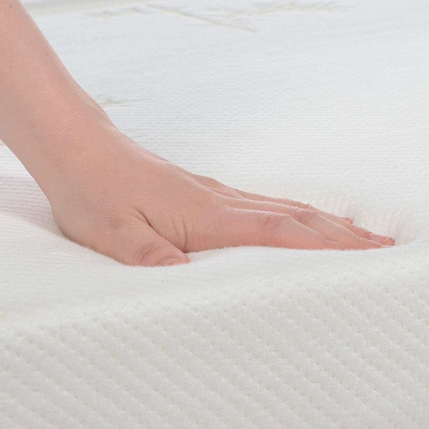 Milliard 4.5-Inch Memory Foam Sofa Bed Mattress Replacement, Queen Size, Pull Out Sofa Bed Queen Size, Sleeper Mattress & Couch Beds, Premium Comfort - Couch, Pullout Sofabed, Cama Not Included