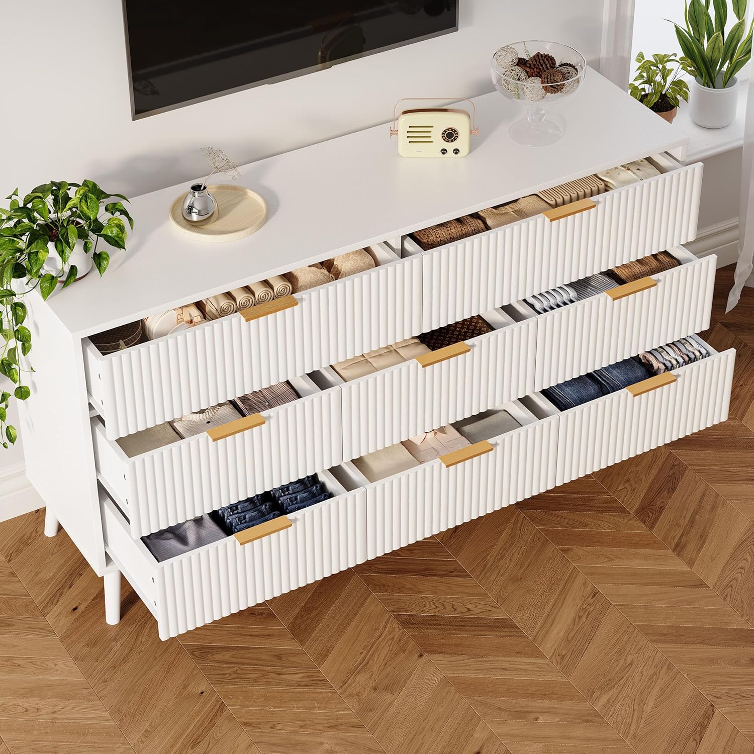 Fluted Dresser for Bedroom with 8 Drawers, Wooden Dresser with Metal Handle, Modern Storage Organizer for Bedroom, Wood Closet for Hallway, Living Room,White BDR104W