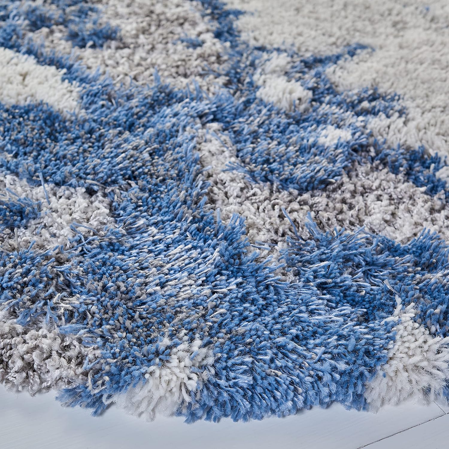 SAFAVIEH Horizon Shag Collection Area Rug - 8' Round, Grey & Blue, Modern Abstract Design, Non-Shedding & Easy Care, 2-inch Thick Ideal for High Traffic Areas in Living Room, Bedroom (HZN890G)