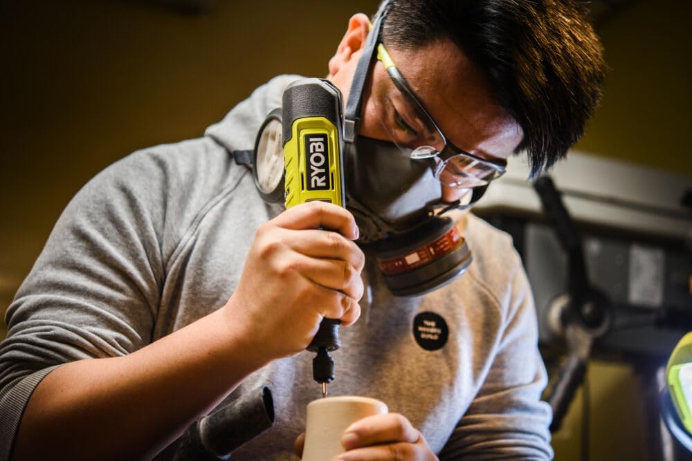Ryobi RRT12-120BA3/35 12V Cordless Rotary Tool (1 x Integrated 12V Battery)