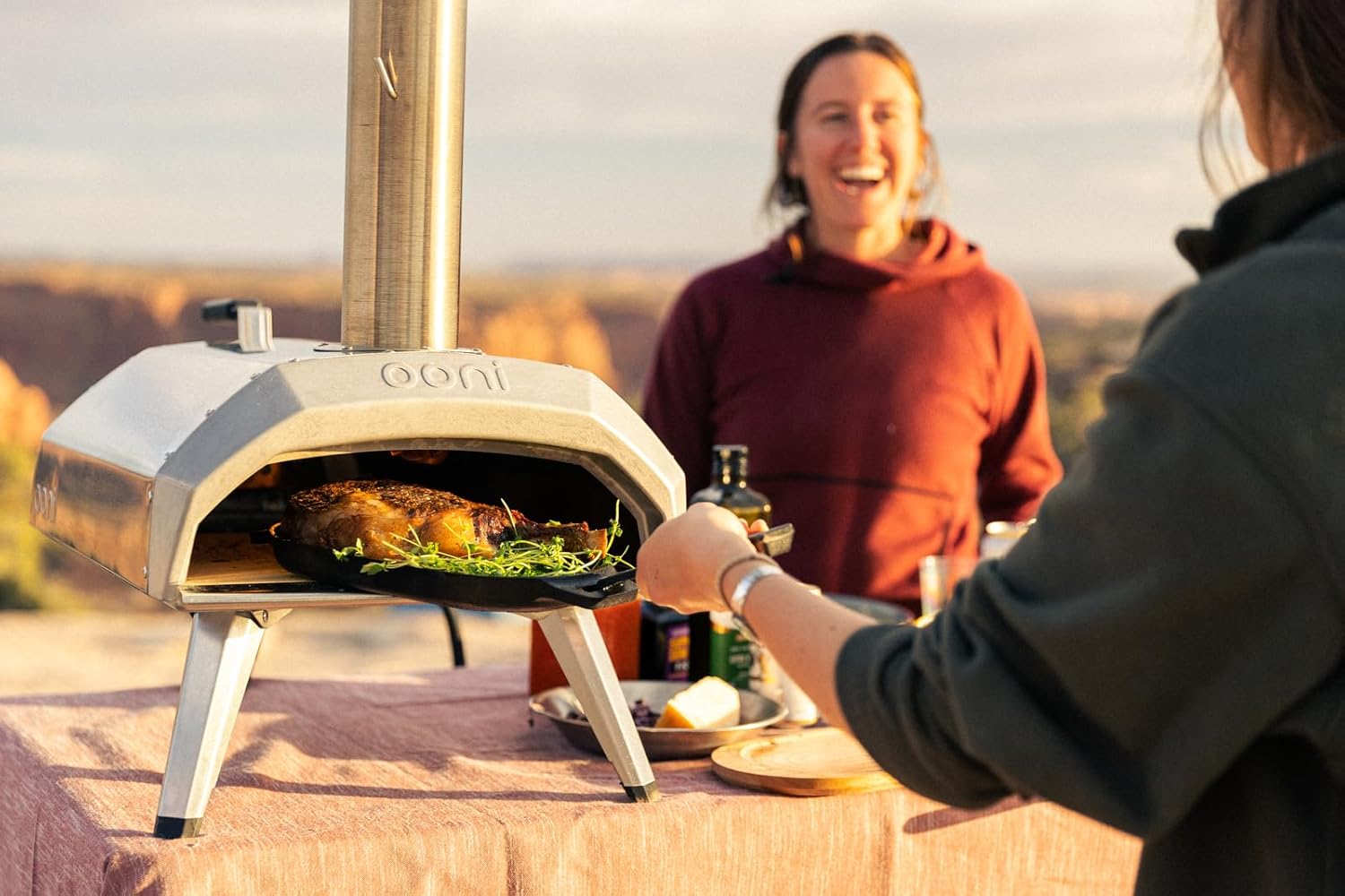 Ooni Karu 12 Multi-Fuel Outdoor Pizza Oven – Reaches 950°F and Cooks 12 Inch Pizzas and More in 60 Seconds - Portable Wood and Gas Grill with Pizza Stone  Dual Fuel Ooni Pizza Oven