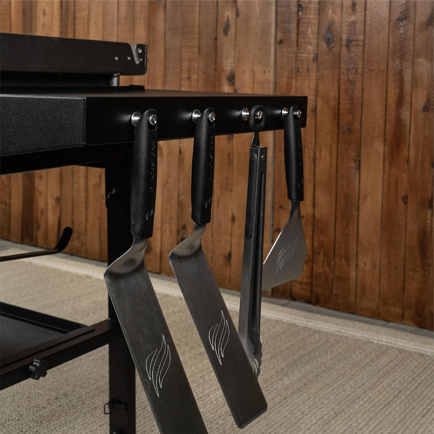 Blackstone 1554 36” Omnivore Griddle with Folding Side Shelves  Powder Coated Steel  Black