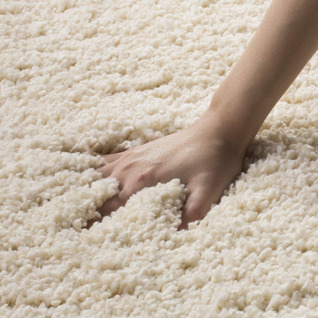 SAFAVIEH California Shag Collection Area Rug - 8' x 10', Ivory, Non-Shedding & Easy to Clean, Ultra Plush Thick Pile, Ideal for Living Room, Bedroom, Dining Space (SG151-1212)