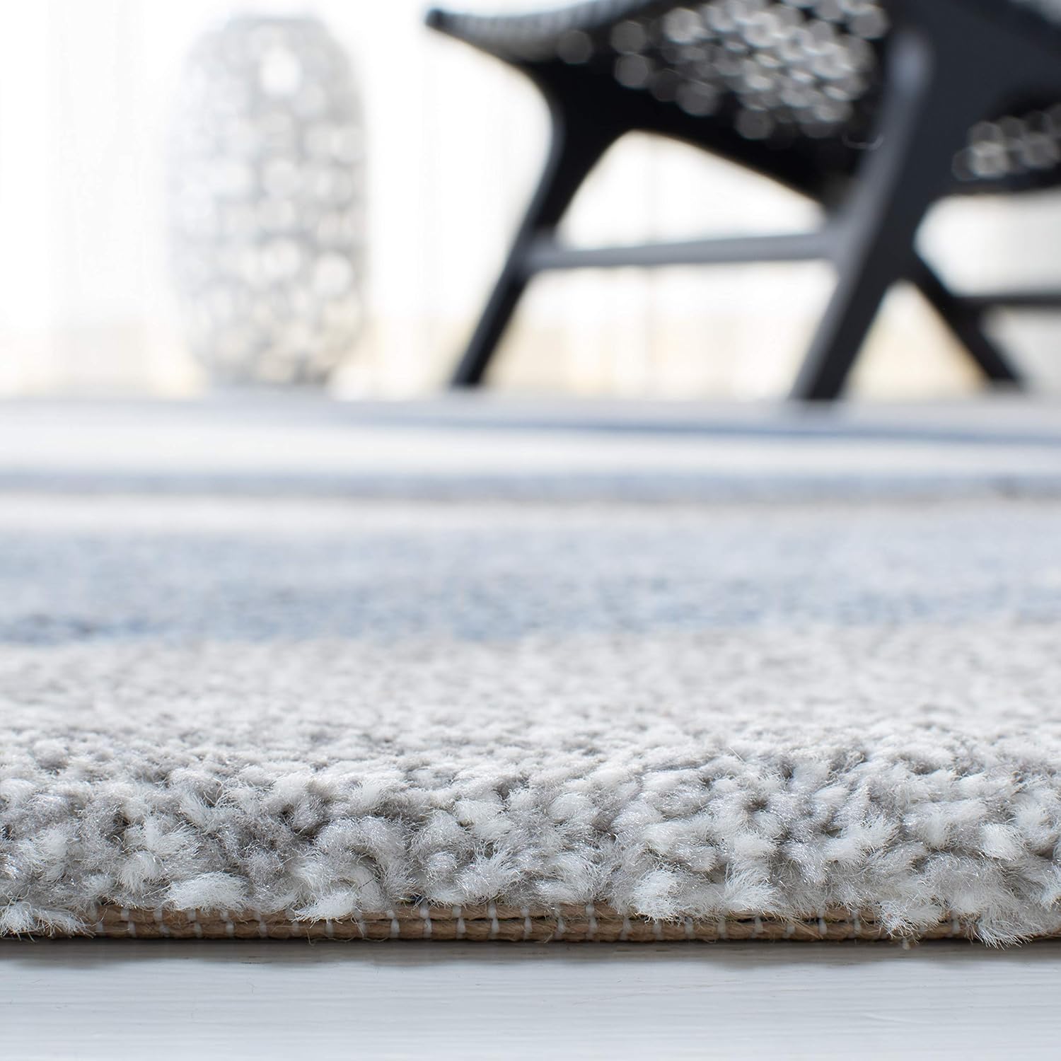 SAFAVIEH Hollywood Collection Area Rug - 9' x 12', Grey & Blue, Mid-Century Modern Design, Non-Shedding & Easy Care, Ideal for High Traffic Areas in Living Room, Bedroom (HLW766F)