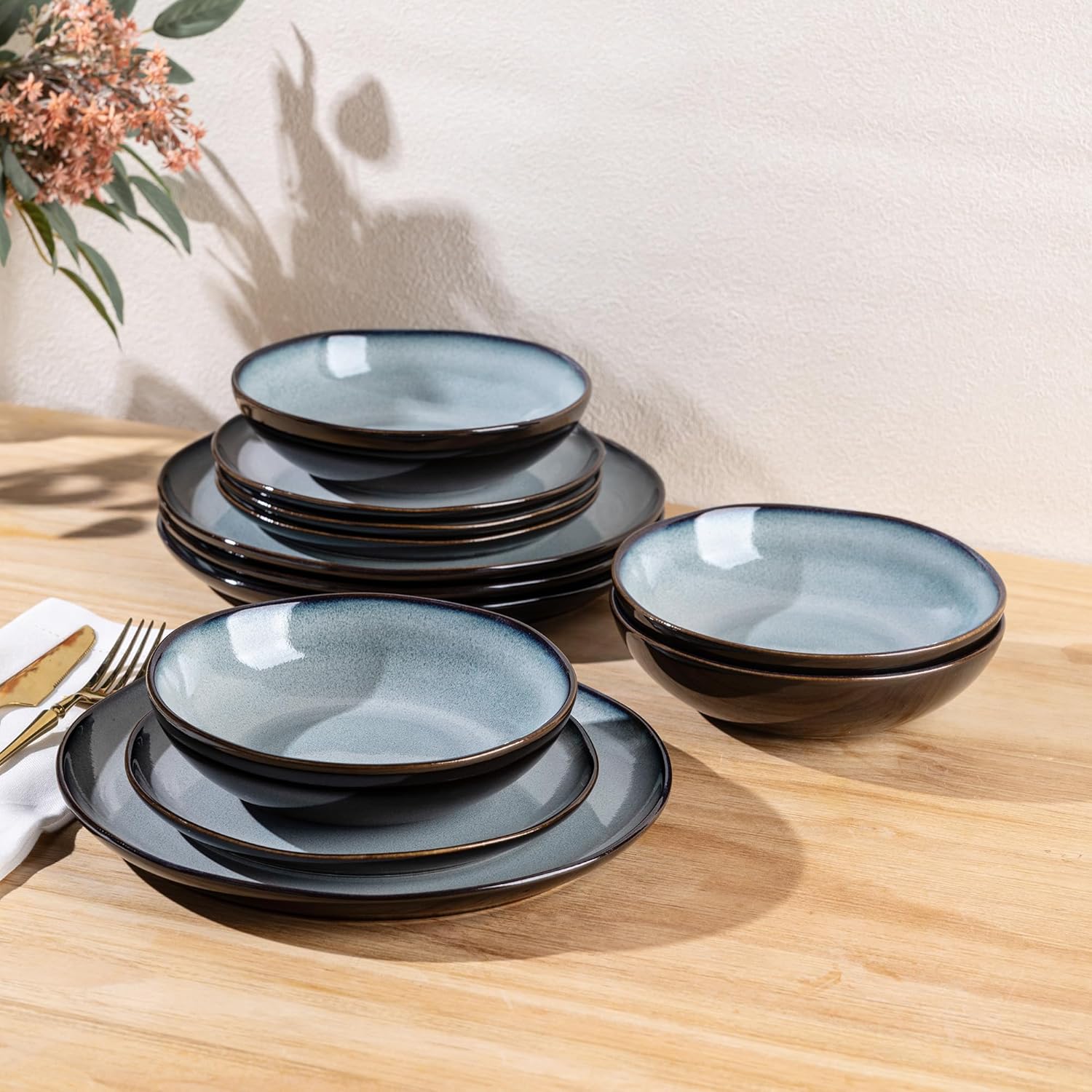 LeRatio Ceramic Dinnerware Sets for 4,Wavy Reactive Glaze Stoneware Plates and Bowls Sets,Highly Scratch Resistant | Dishwasher & Microwave,Oven Safe Dishes Set(12PCS)