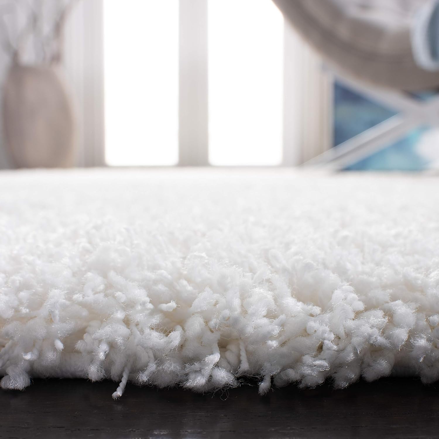 SAFAVIEH Area Rug 8x10 - California Shag Collection - Large - White, Non-Shedding & Easy to Clean, Ultra Plush Thick Pile, Ideal for Living Room, Bedroom, Dining Space (SG151-1010)