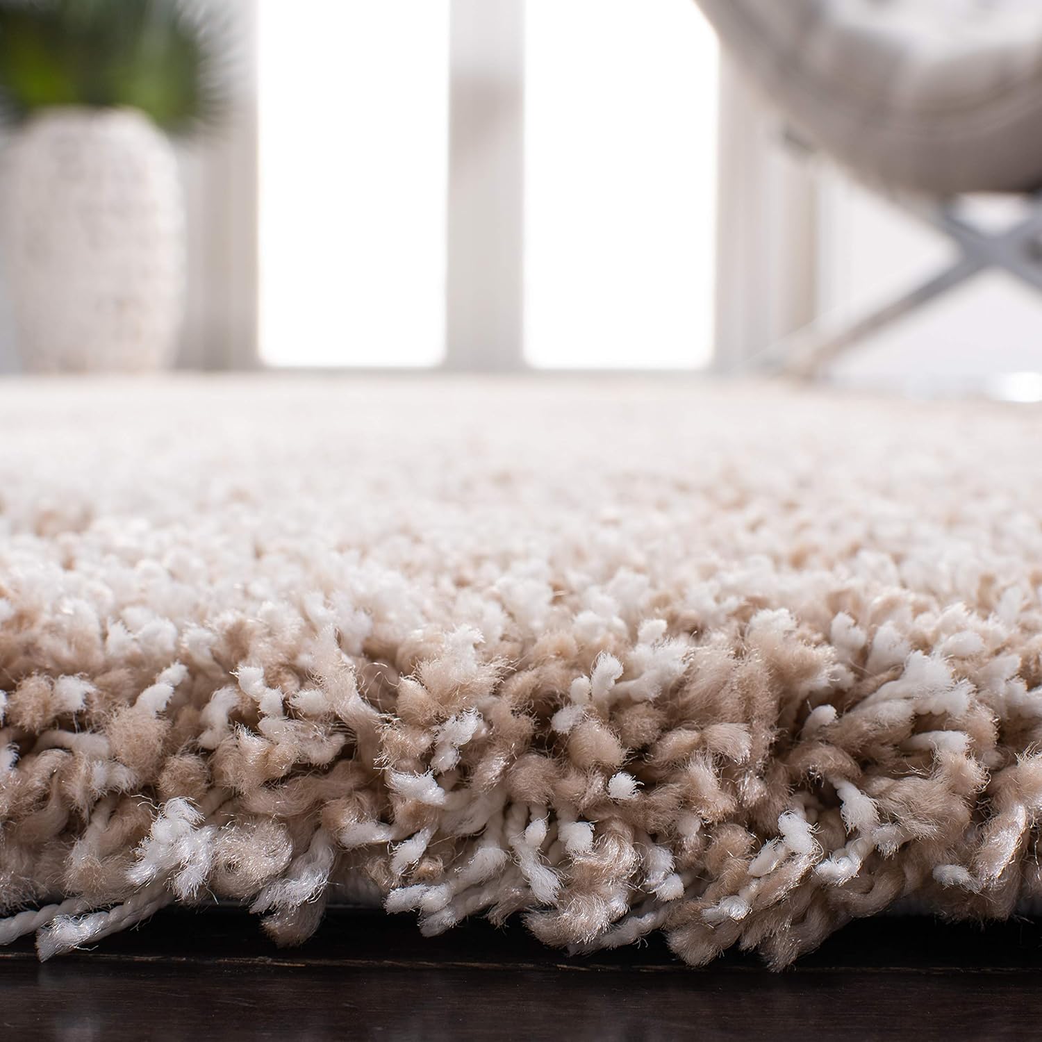 SAFAVIEH Area Rug 8x10 - California Shag Collection - Large - Beige, Non-Shedding & Easy to Clean, Ultra Plush Thick Pile, Ideal for Living Room, Bedroom, Dining Space (SG151-1313)