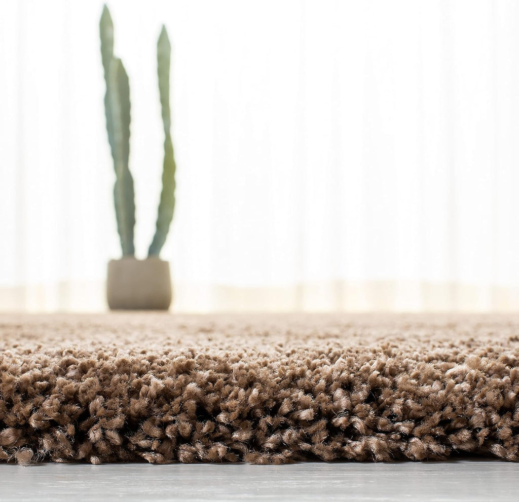 SAFAVIEH Milan Shag Collection Area Rug - 6' x 9', Dark Beige, Solid Design, Non-Shedding & Easy to Clean, Plush Thick Pile, Ideal for Living Room, Bedroom (SG180-1414)
