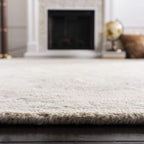 SAFAVIEH Area Rug 8x10 - Micro-Loop Collection - Large - Ivory & Beige, Handmade Wool, Shabby Chic Design, Ideal for Living Room, Bedroom, Office, Dining Space (MLP503B)