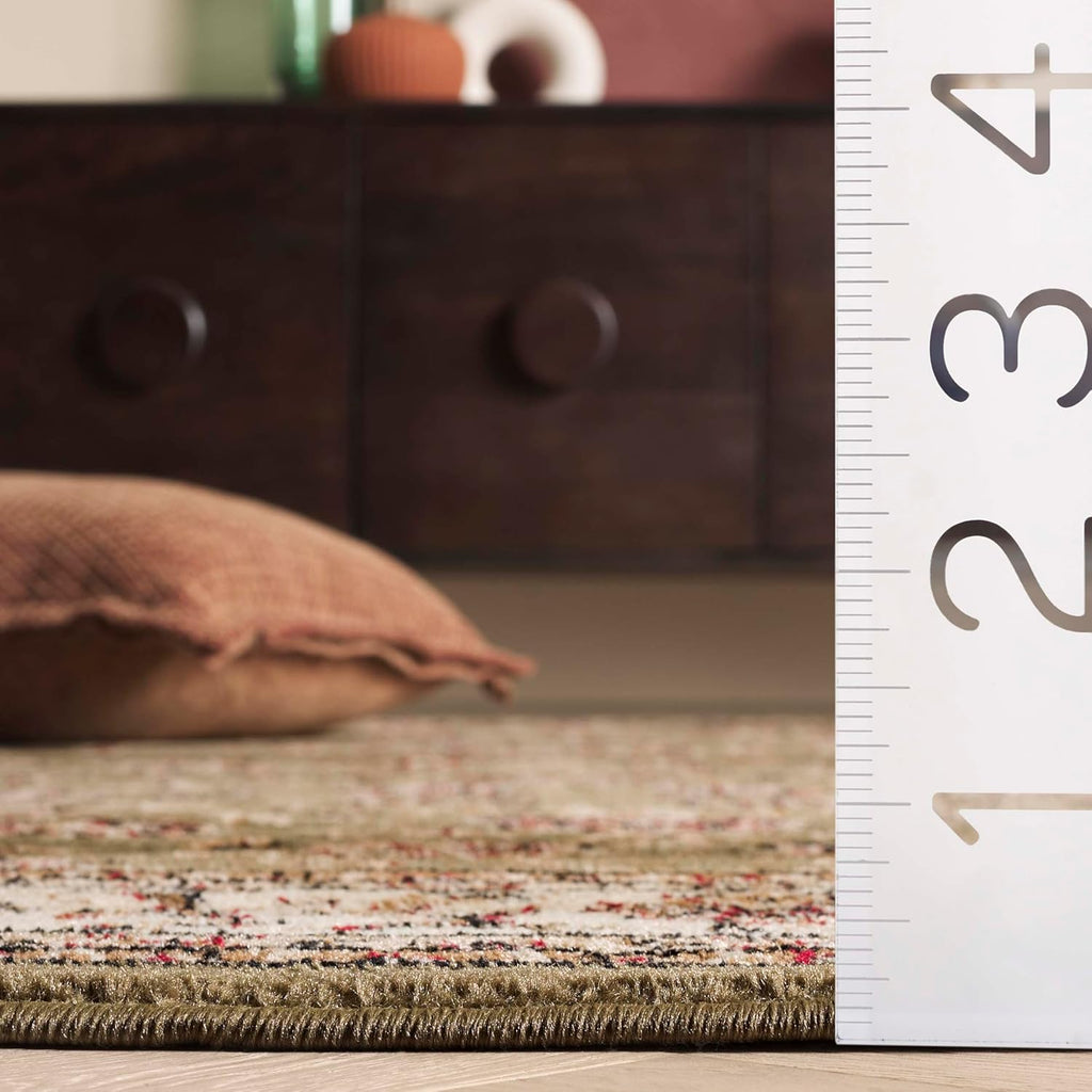 SAFAVIEH Lyndhurst Collection Area Rug - 9' x 12', Sage & Ivory, Traditional Oriental Design, Non-Shedding & Easy Care, Ideal for High Traffic Areas in Living Room, Bedroom (LNH219B)